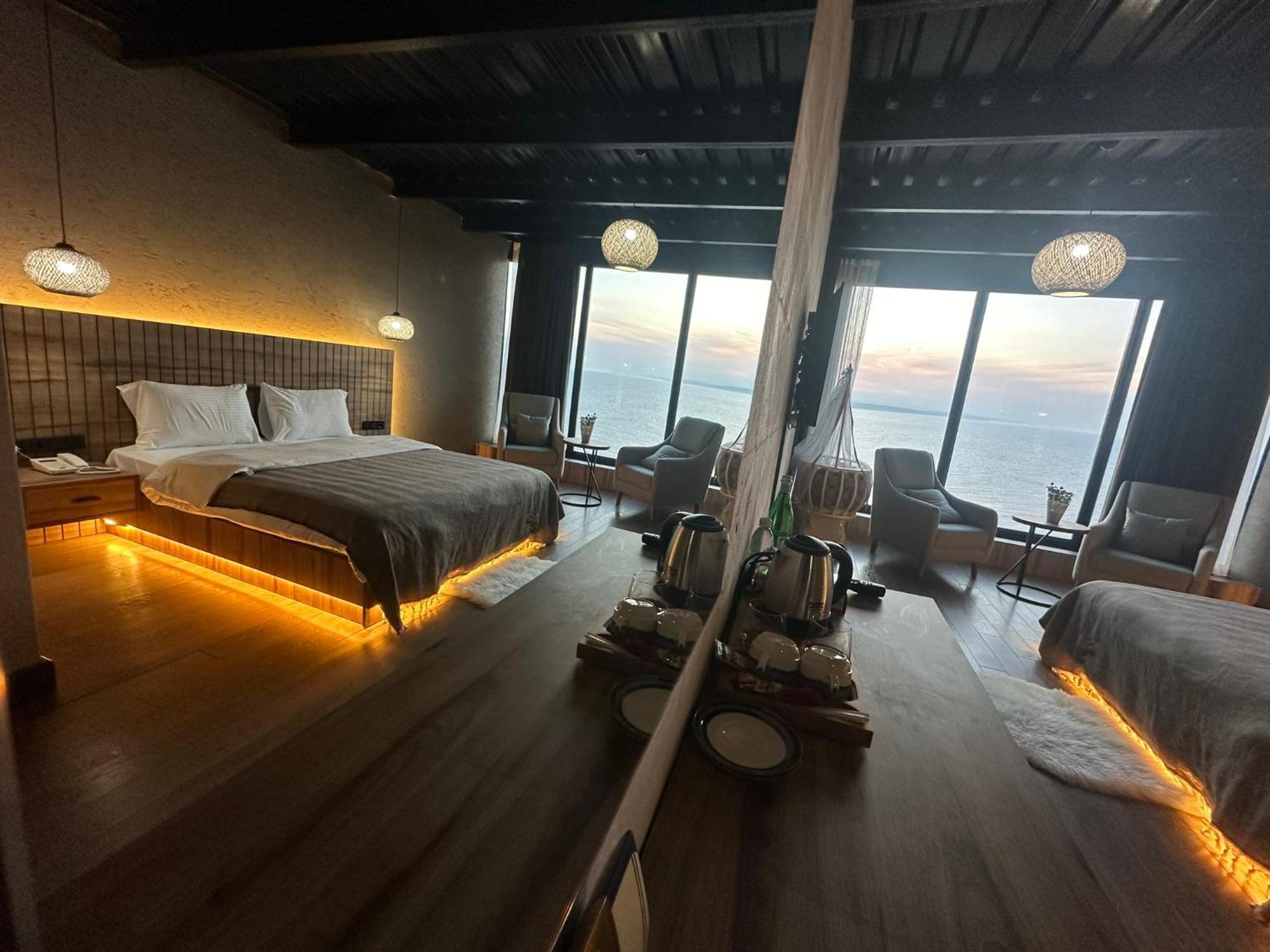 Marina Fener Hotel Istanbul Airport Karaburun  Ngoại thất bức ảnh