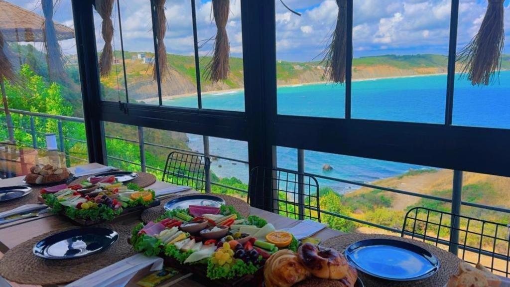 Marina Fener Hotel Istanbul Airport Karaburun  Ngoại thất bức ảnh